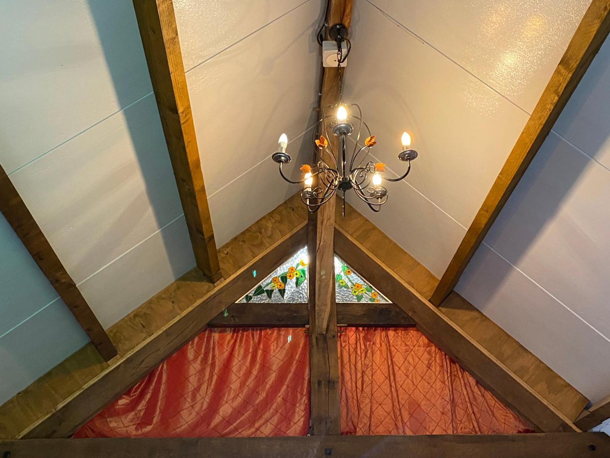 Spacious, Rustic Studio Space For 2 Persons Saint-Cyr-du-Bailleul Ngoại thất bức ảnh
